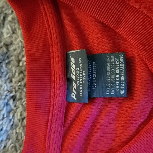 UGA Red sleeveless shirt, Pro Edge, Large and XXL available - Picture 5 of 5